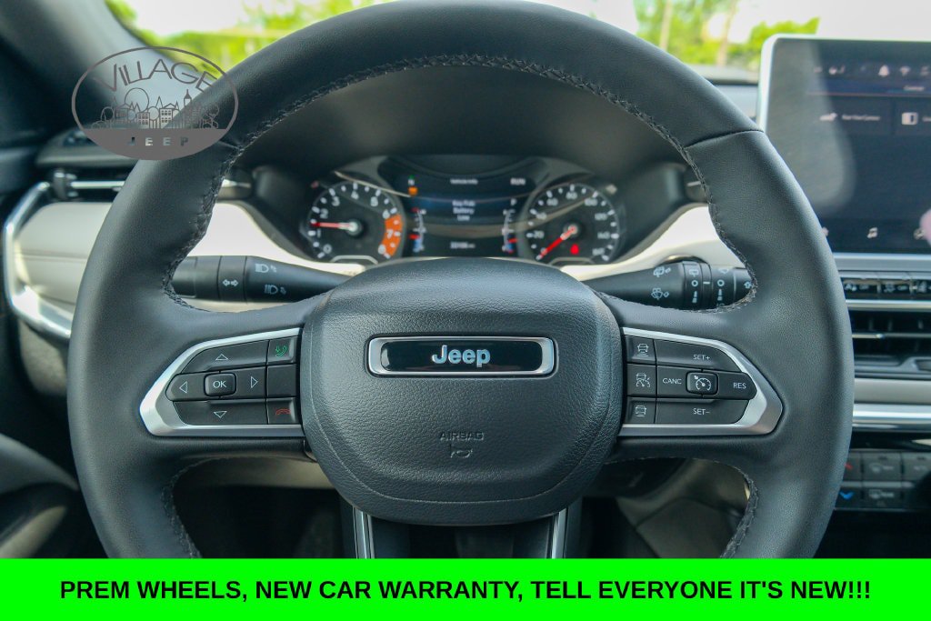 Used 2024 Jeep Compass Limited AWD/4WD image 16