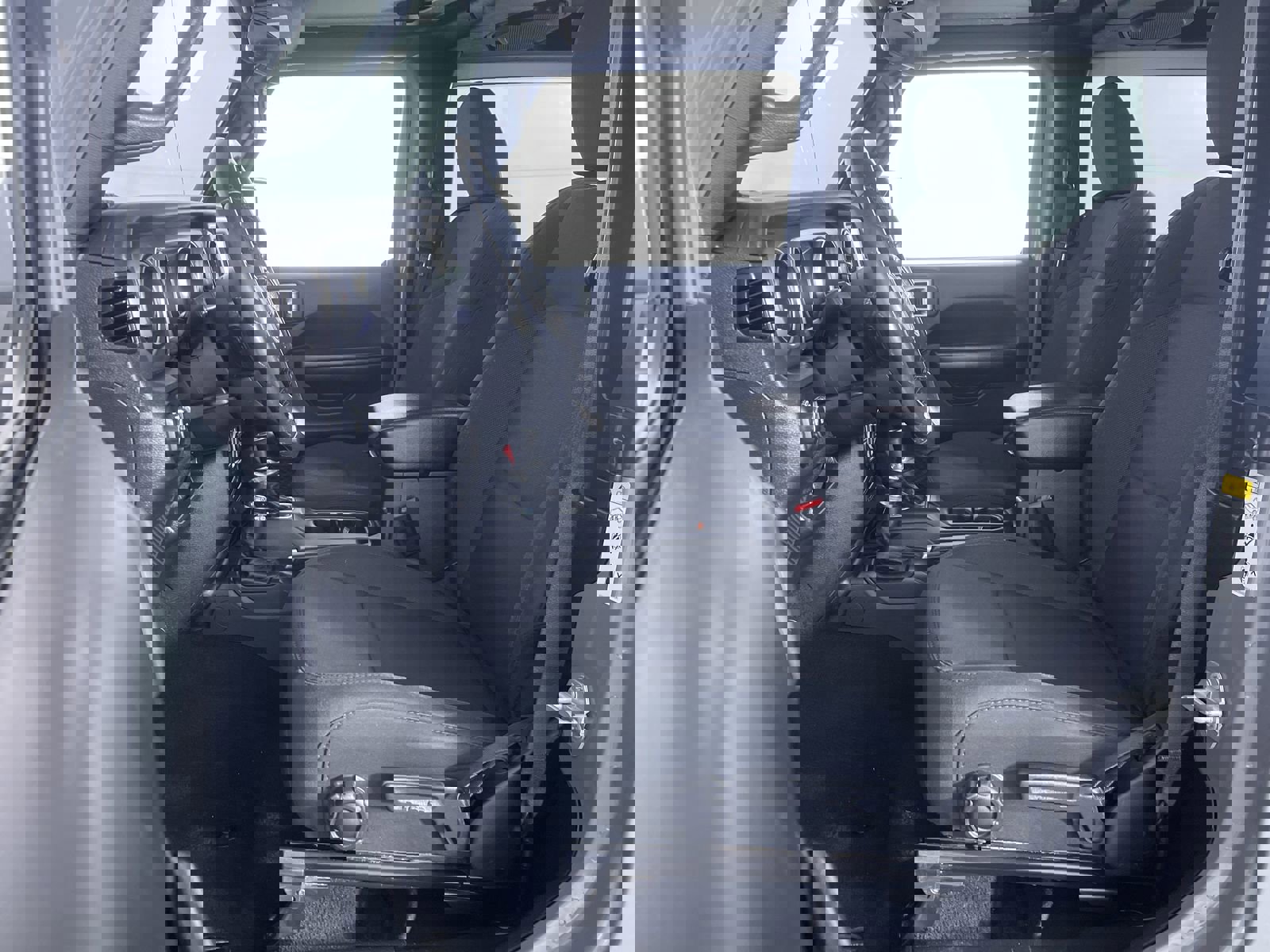 Used 2019 Jeep Wrangler Sport image 15