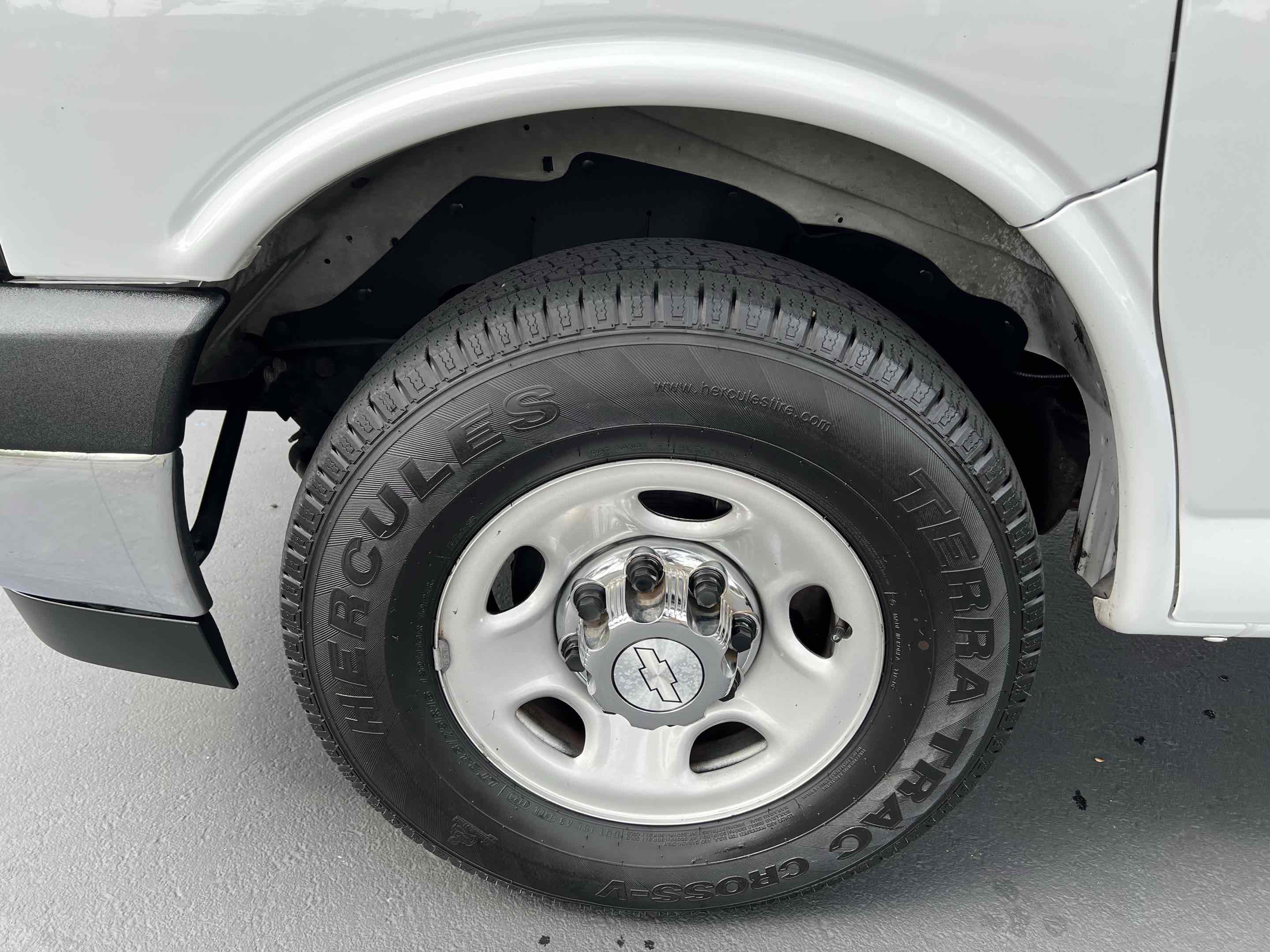 Used 2018 Chevrolet Express 3500 LT w/ LT Preferred Equipment Group RWD image 66