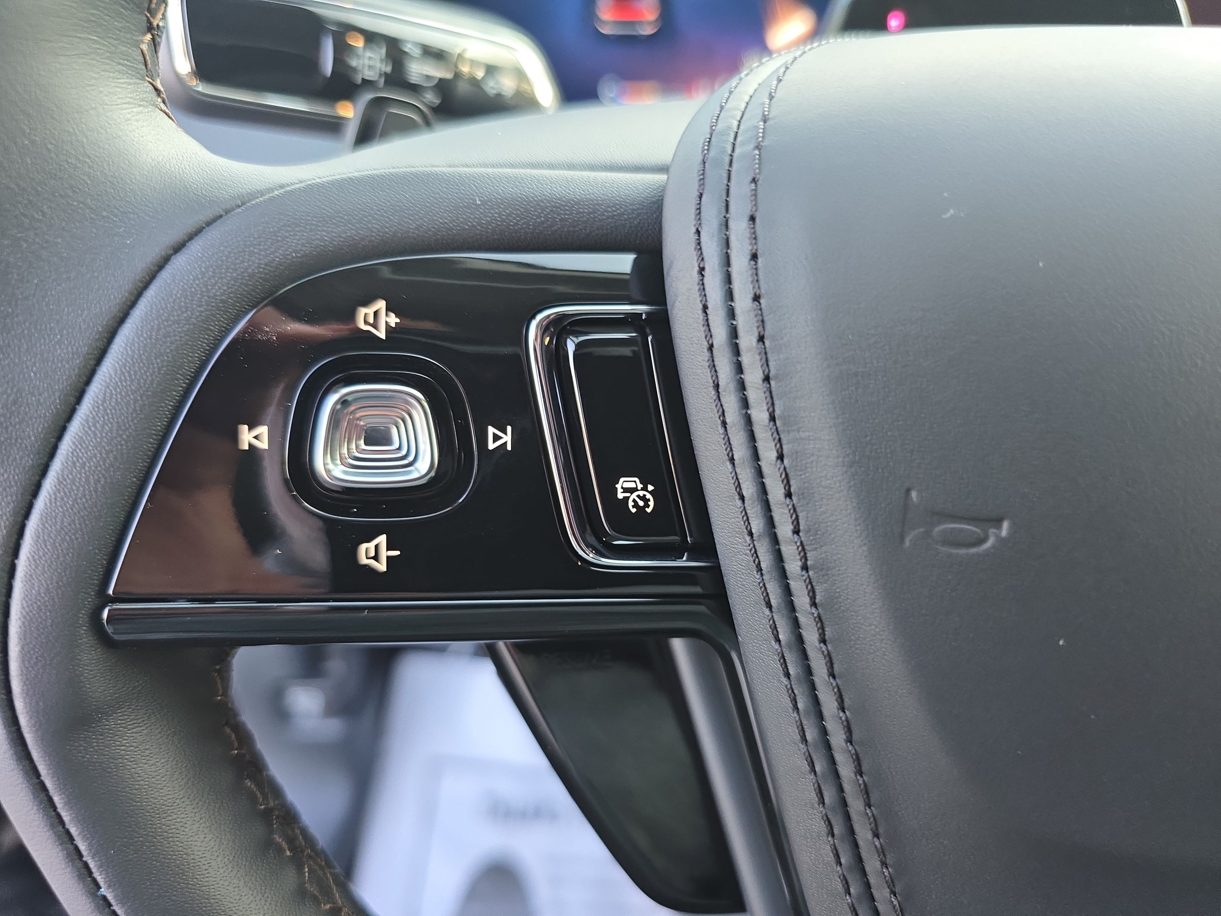 New 2026 Lincoln Aviator 2WD image 18