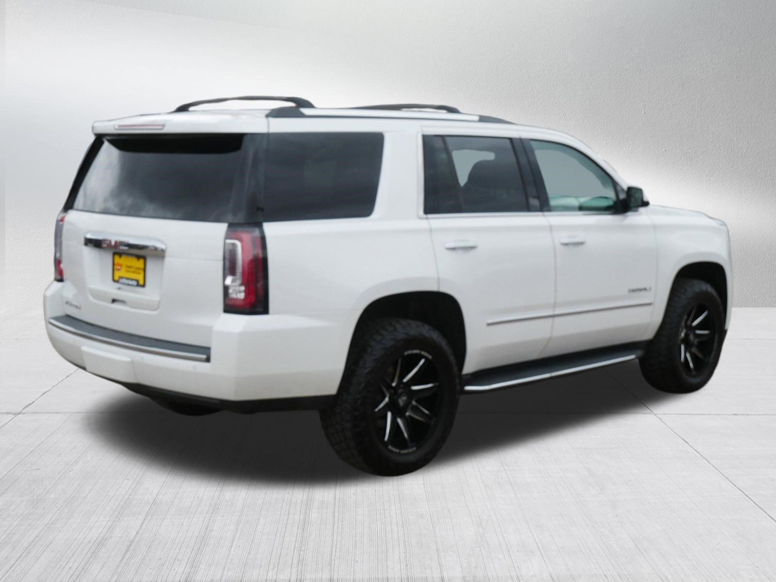 Used 2018 GMC Yukon Denali w/ Enhanced Security Package image 7