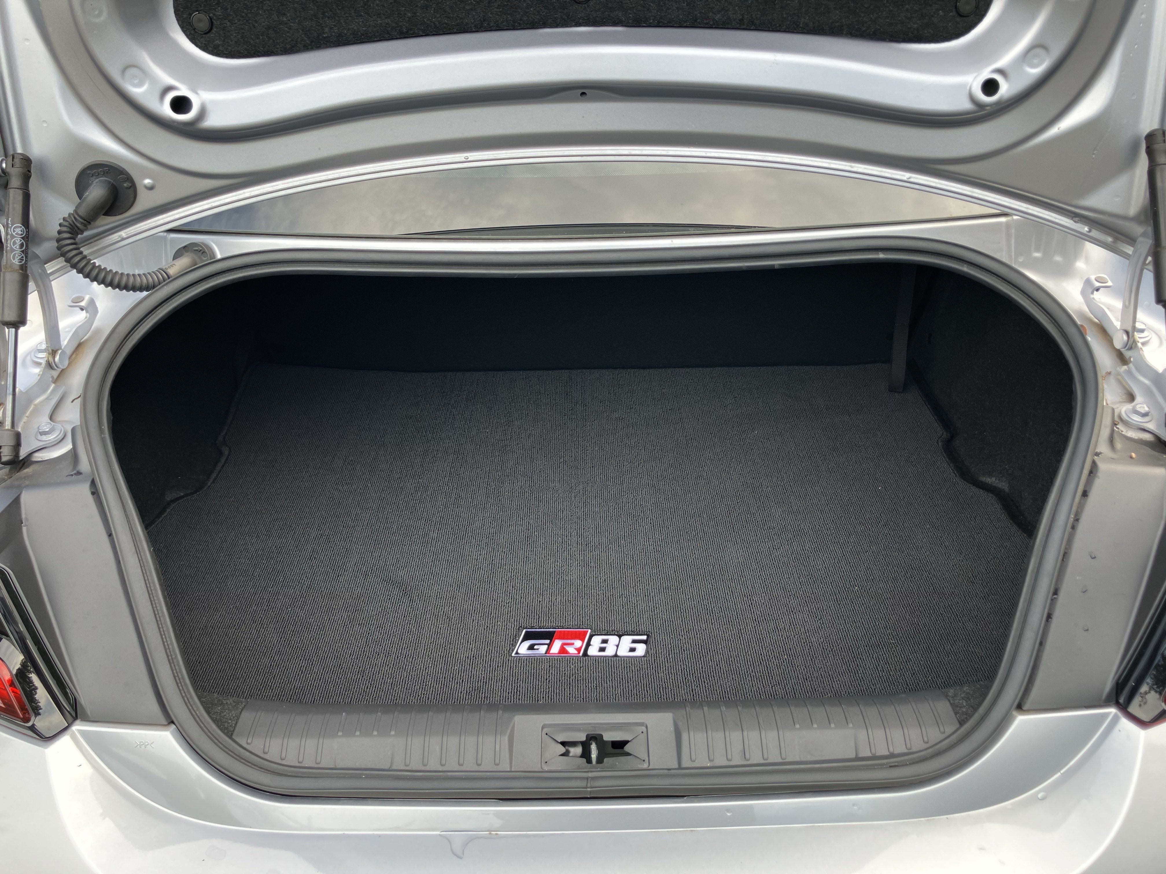 Used 2025 Toyota GR86 Premium w/ Performance Package RWD image 34