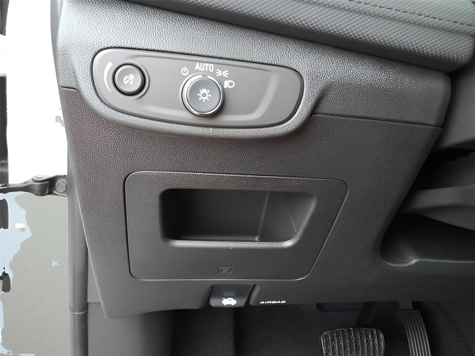 New 2026 Chevrolet TrailBlazer LT w/ LT Cold Weather Package image 16