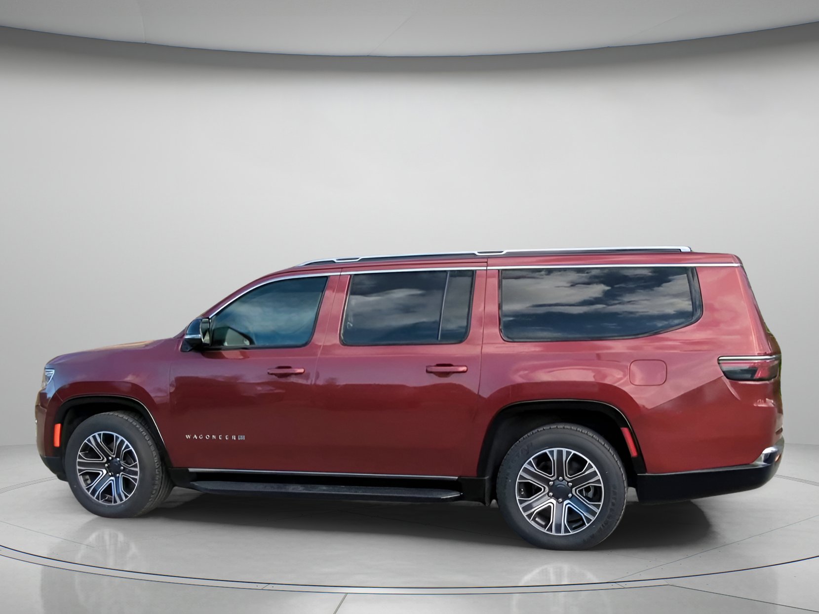 Used 2024 Jeep Wagoneer L Series II w/ Flexible Seating Group AWD/4WD image 18