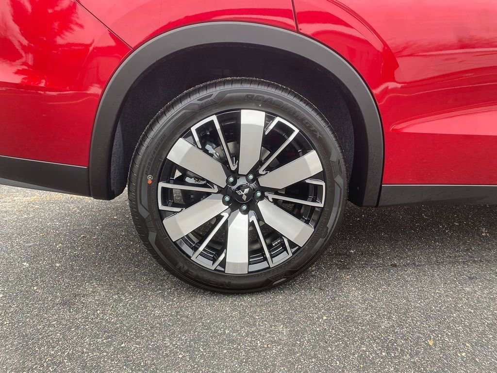 New 2026 Mitsubishi Outlander SE image 30