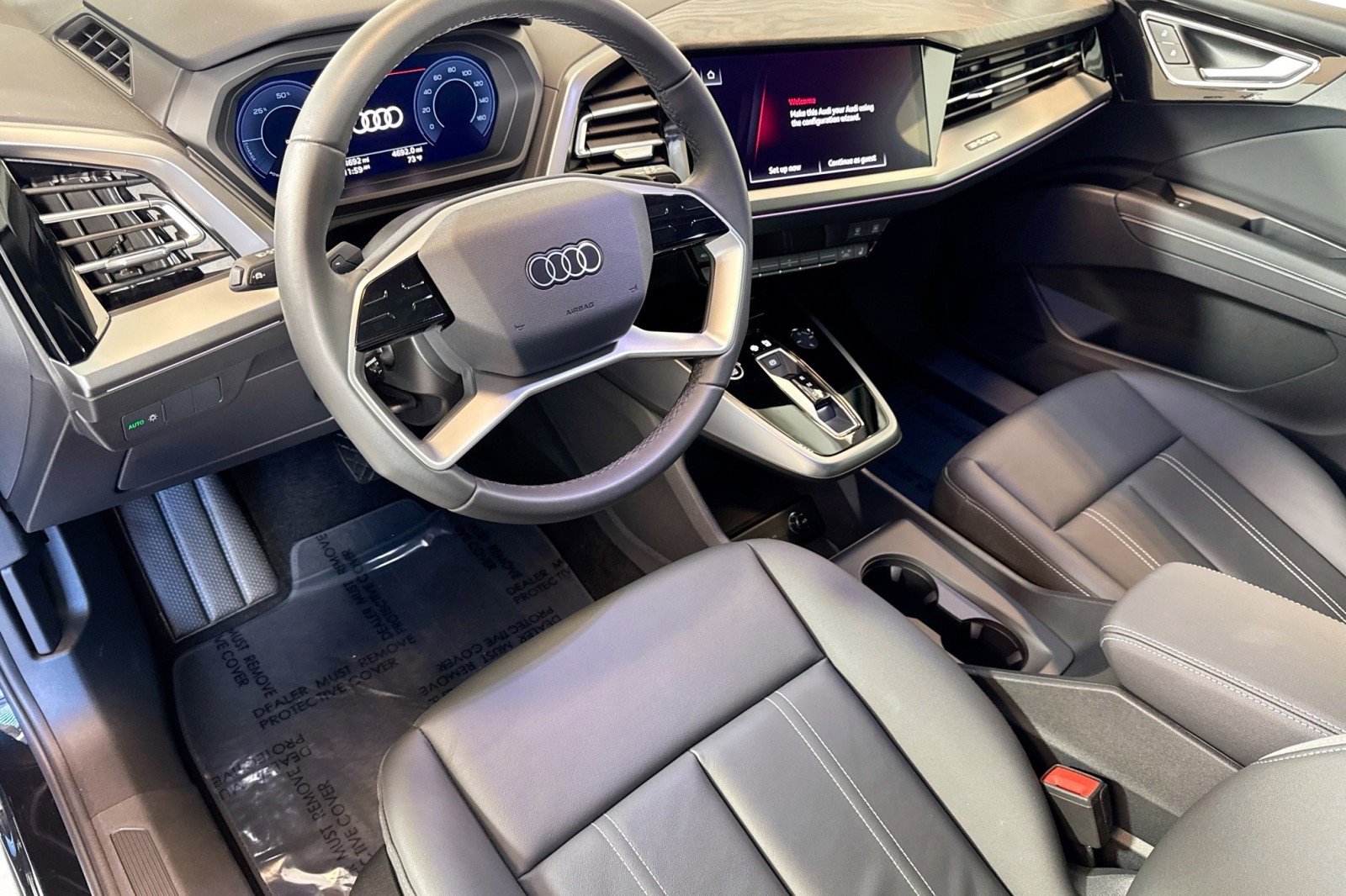 Used 2026 Audi Q4 e-tron Premium Plus w/ Premium Plus AWD/4WD image 9