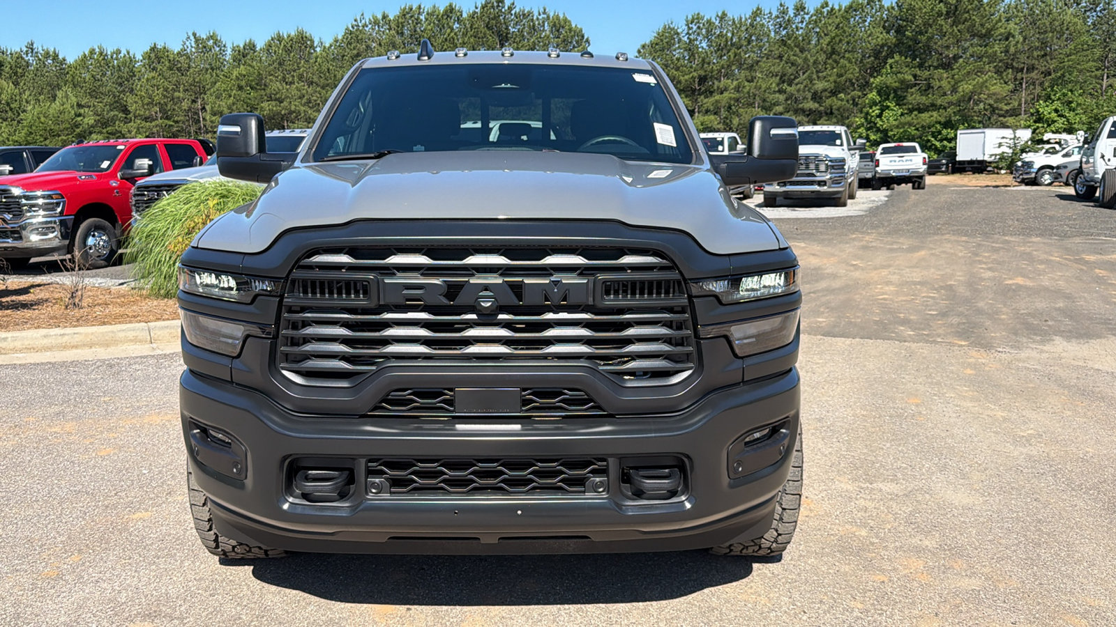 New 2026 RAM 2500 Tradesman AWD/4WD image 3