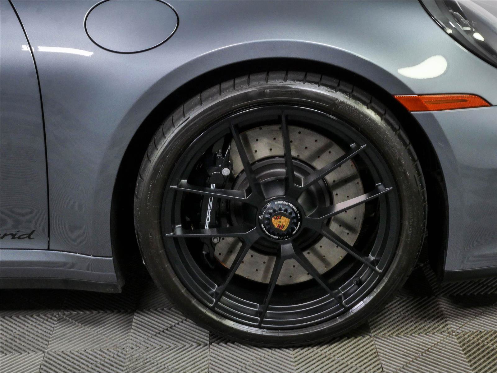 Certified 2026 Porsche 911 Carrera GTS RWD image 36