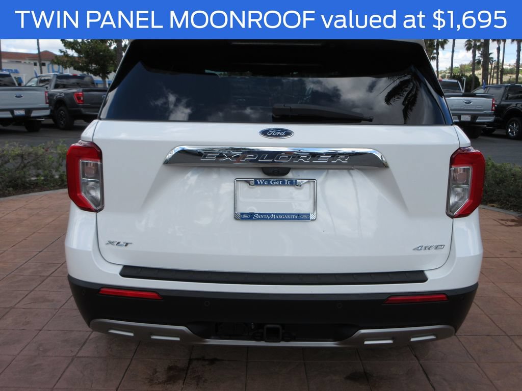 Certified 2023 Ford Explorer XLT w/ Equipment Group 202A AWD/4WD image 3