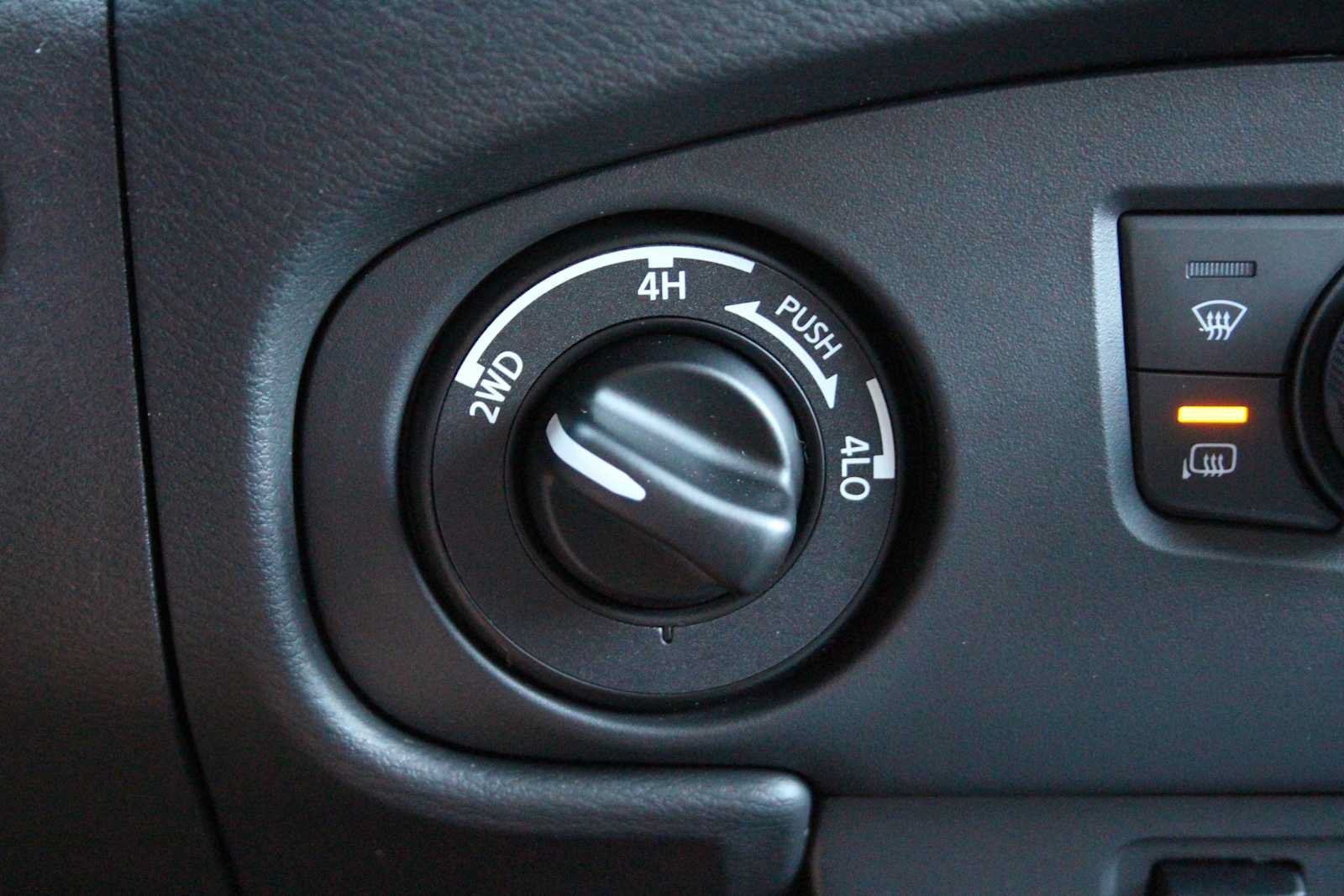 Used 2023 Nissan Frontier SV w/ SV Premium Package AWD/4WD image 41