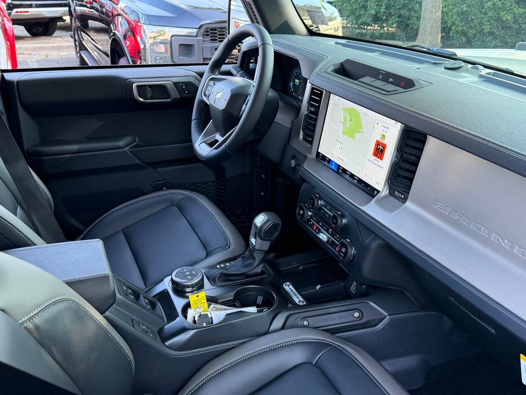 New 2026 Ford Bronco Outer Banks AWD/4WD image 18