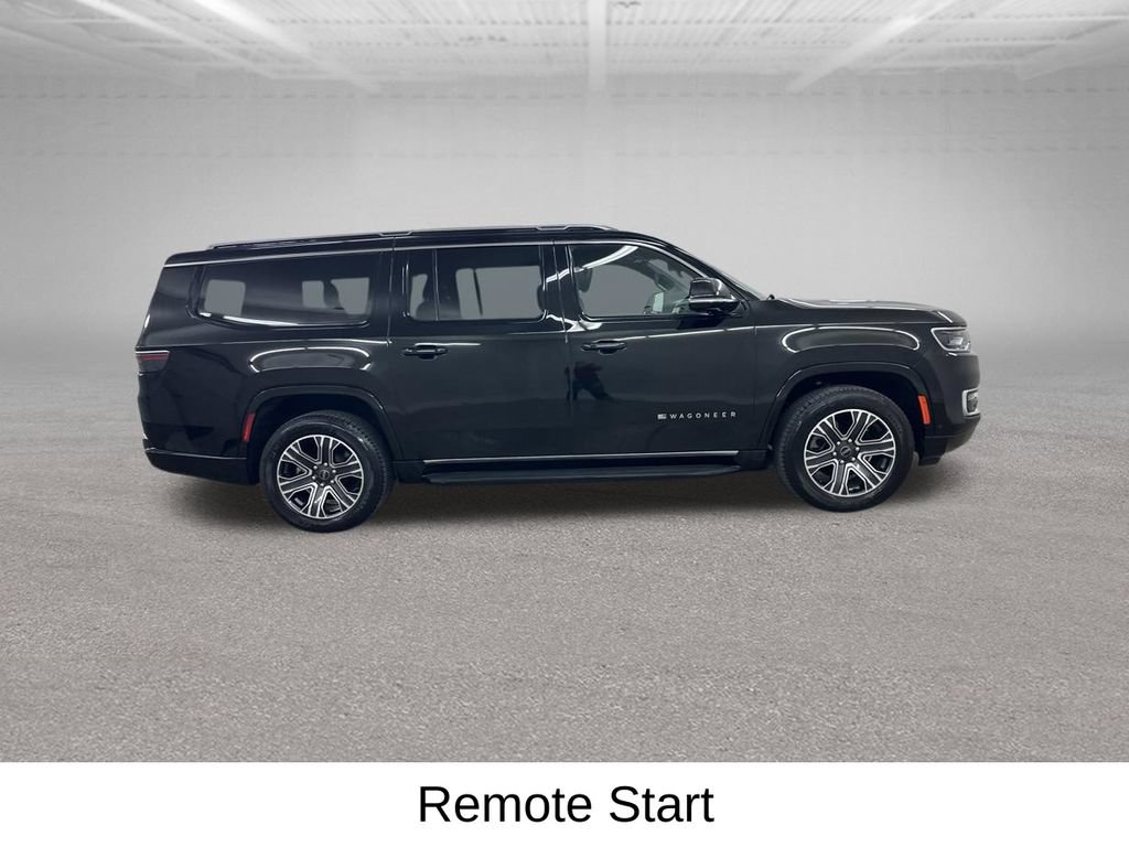 Used 2025 Jeep Wagoneer L Series II w/ 8-pass Seating Package AWD/4WD image 15
