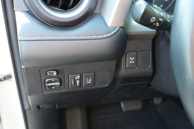 Used 2018 Toyota RAV4 XLE w/ Plus Extra Value Package AWD/4WD image 23