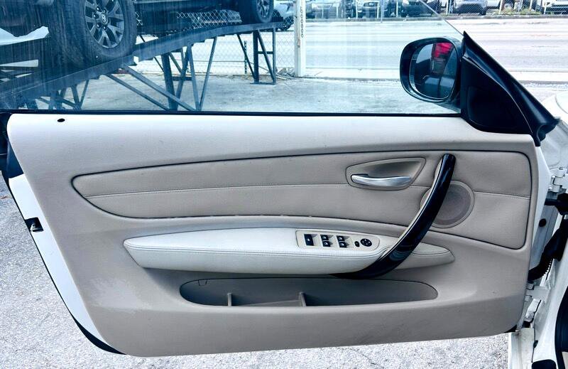 Used 2011 BMW 128i 128i Convertible image 9