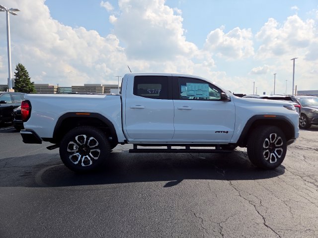 New 2026 GMC Canyon AT4 w/ AT4 Premium Package AWD/4WD image 17