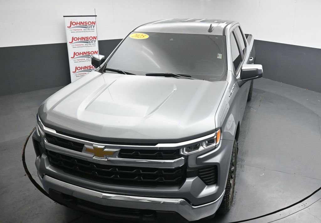 Used 2025 Chevrolet Silverado 1500 LT w/ Protection Package AWD/4WD image 26