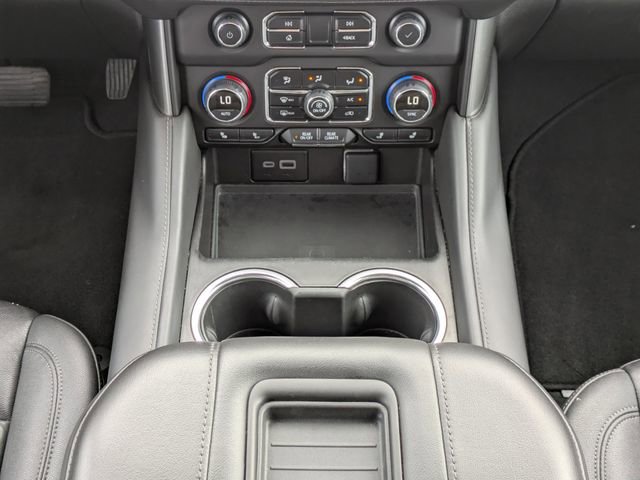 Used 2024 Chevrolet Suburban LT image 23