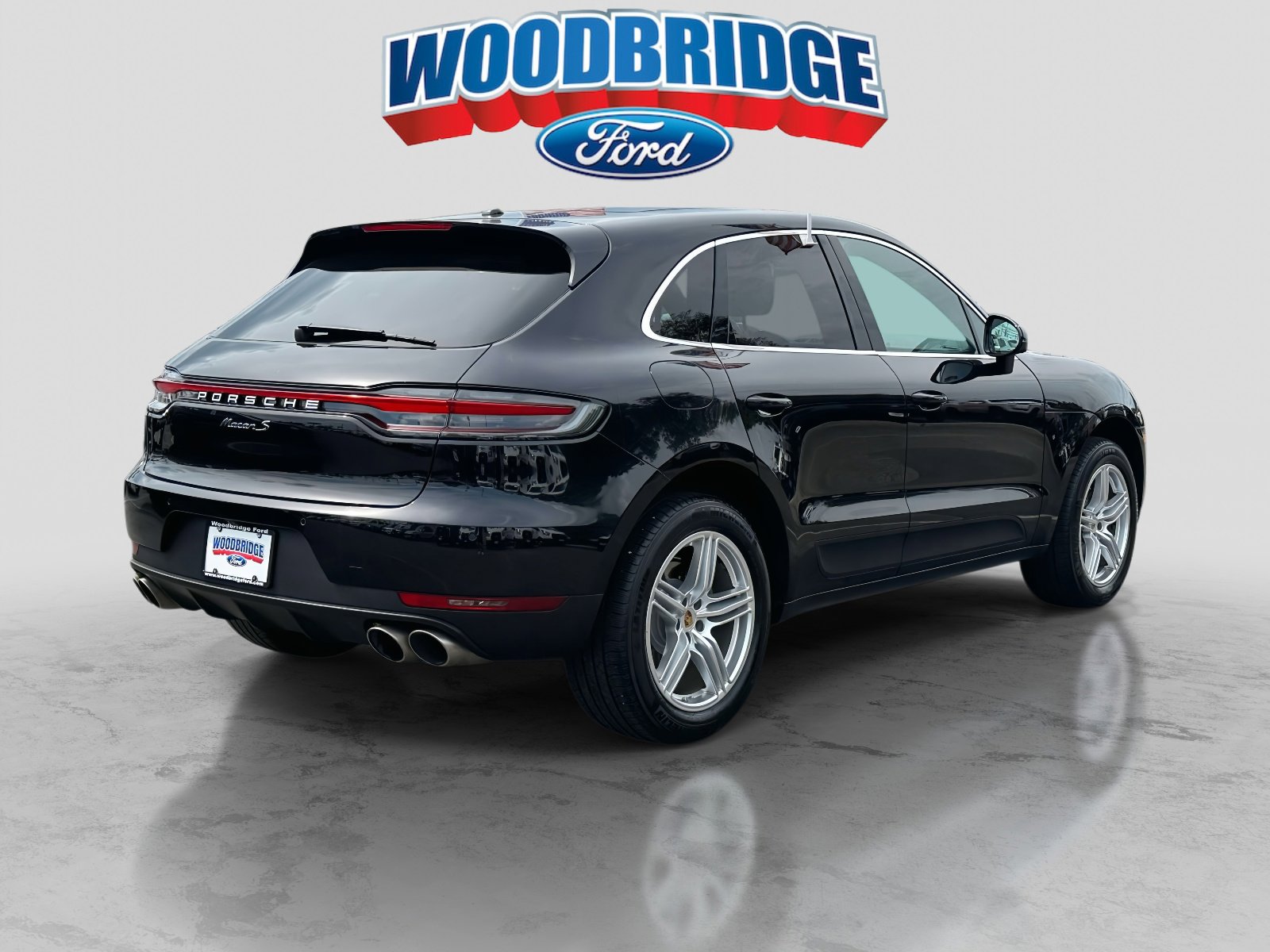 Used 2019 Porsche Macan S w/ Premium Package Plus image 4