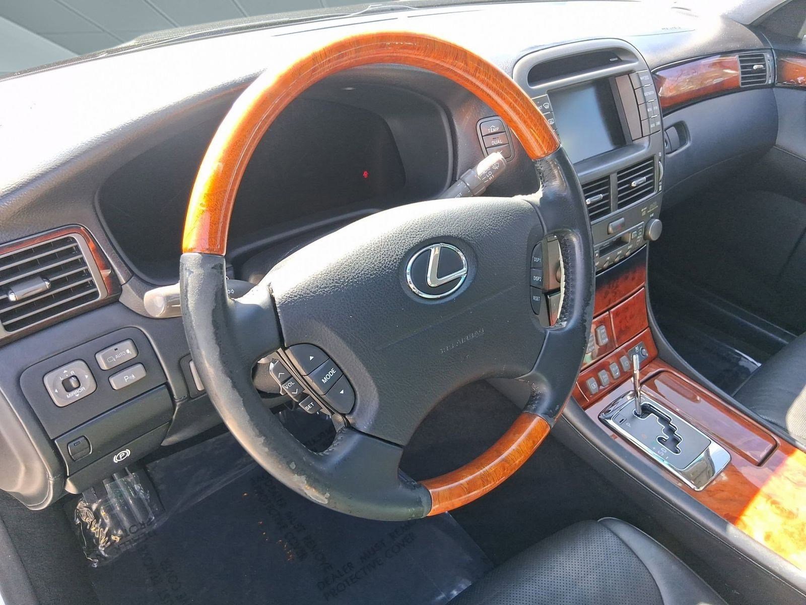 Used 2004 Lexus LS 430 image 4