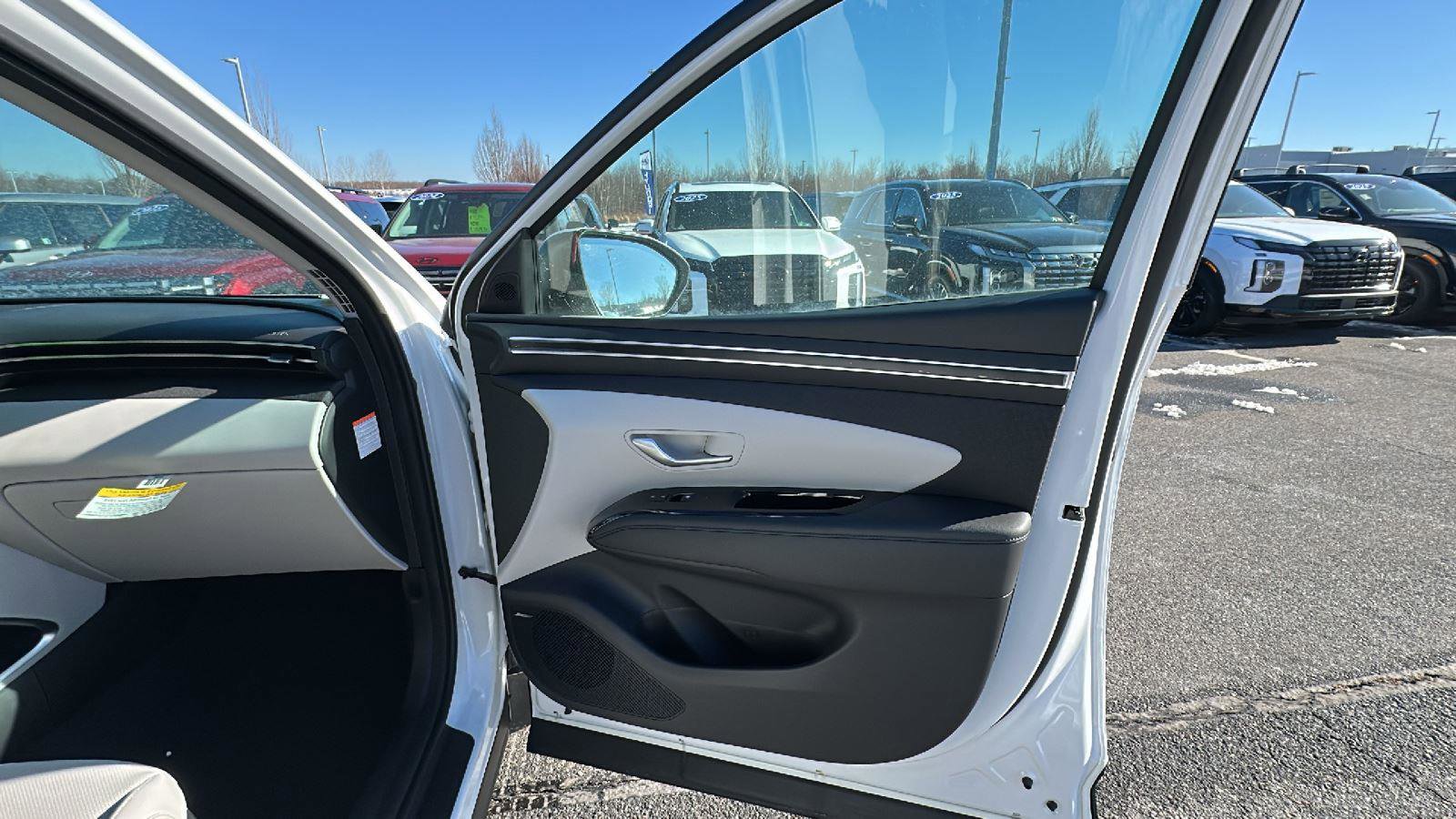 Certified 2024 Hyundai Tucson Limited image 9