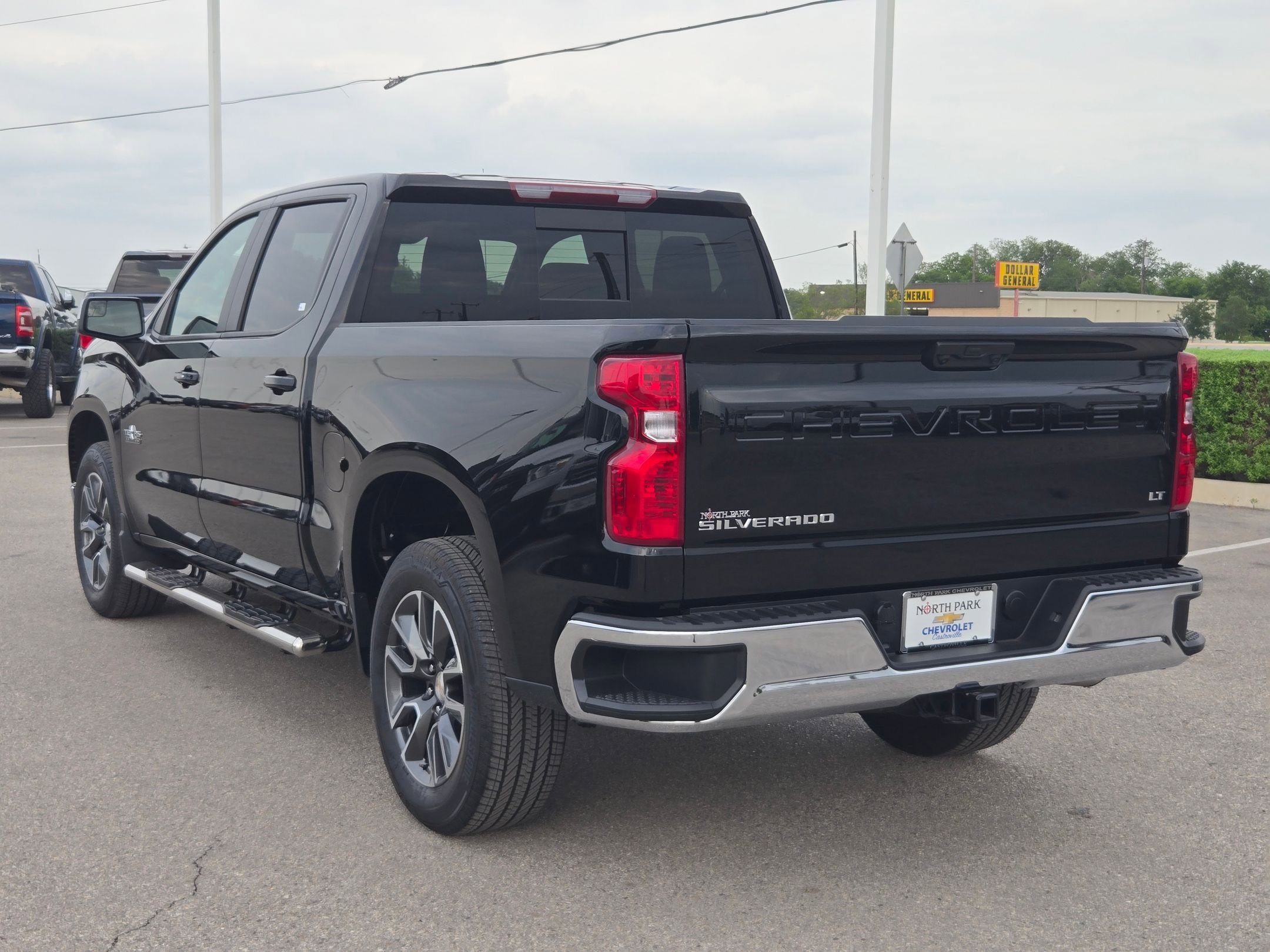 Certified 2023 Chevrolet Silverado 1500 LT w/ Texas Edition Plus RWD image 5