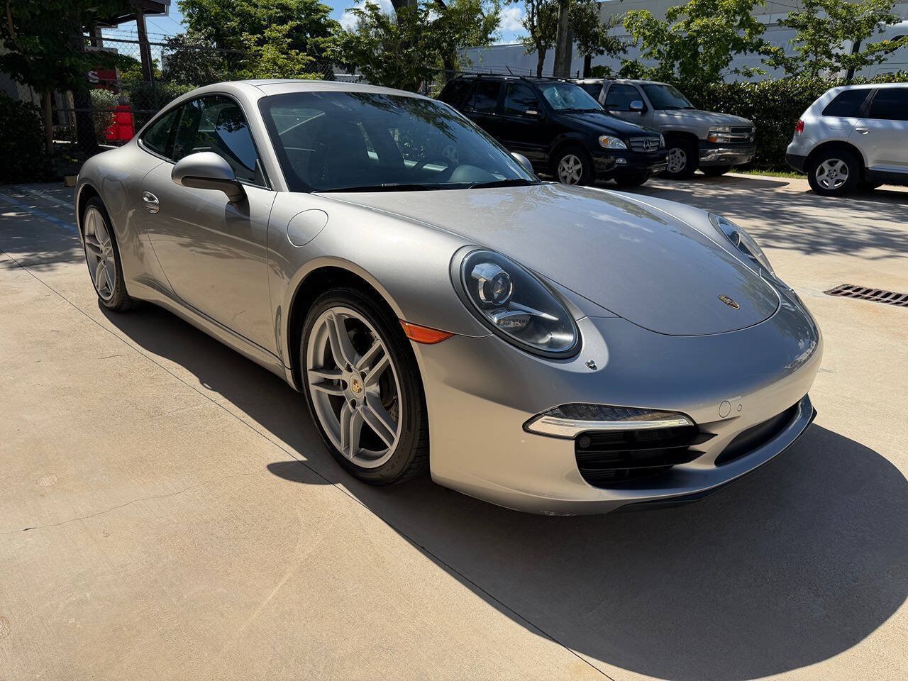 Used 2012 Porsche 911 Carrera RWD image 4