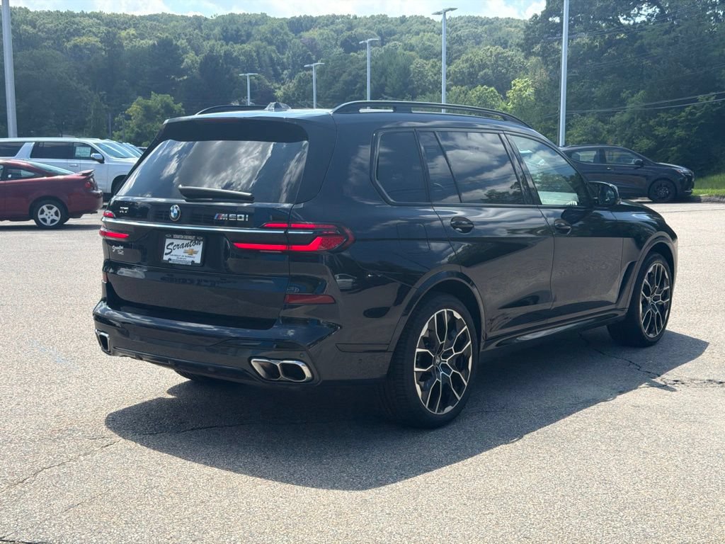 Used 2023 BMW X7 M60i w/ Climate Comfort Package AWD/4WD image 6