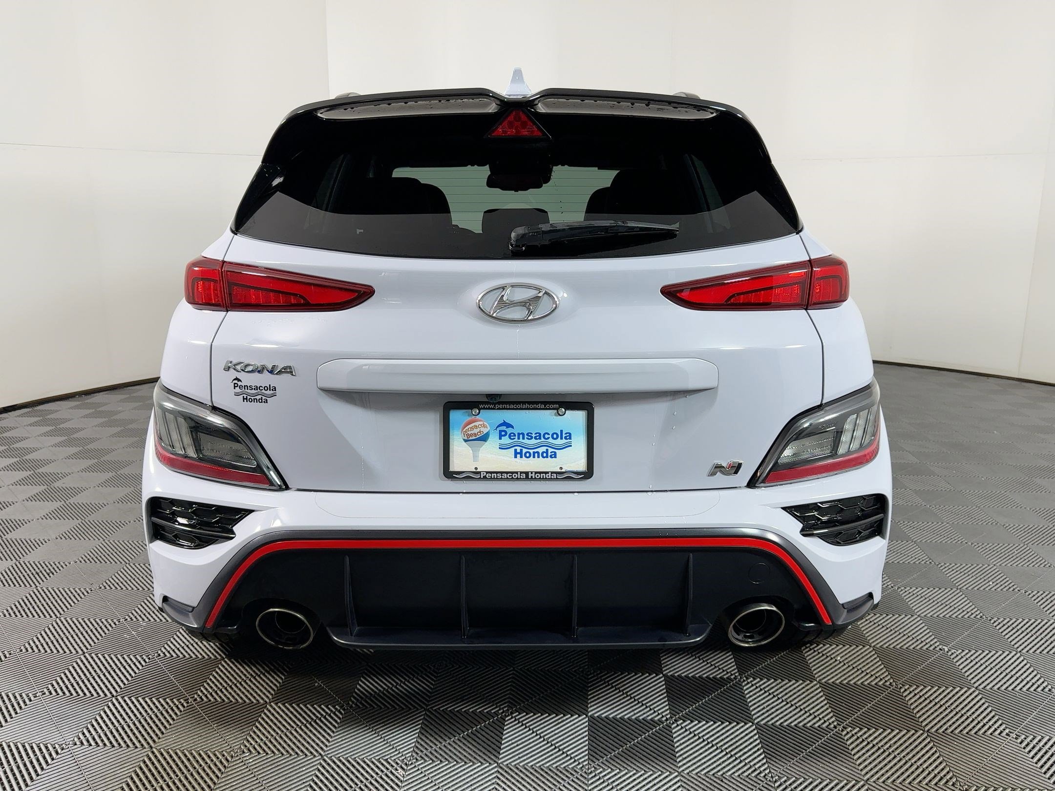 Used 2022 Hyundai Kona N FWD w/ Cargo Package image 8