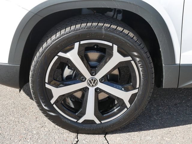 New 2026 Volkswagen Taos SEL AWD/4WD image 5