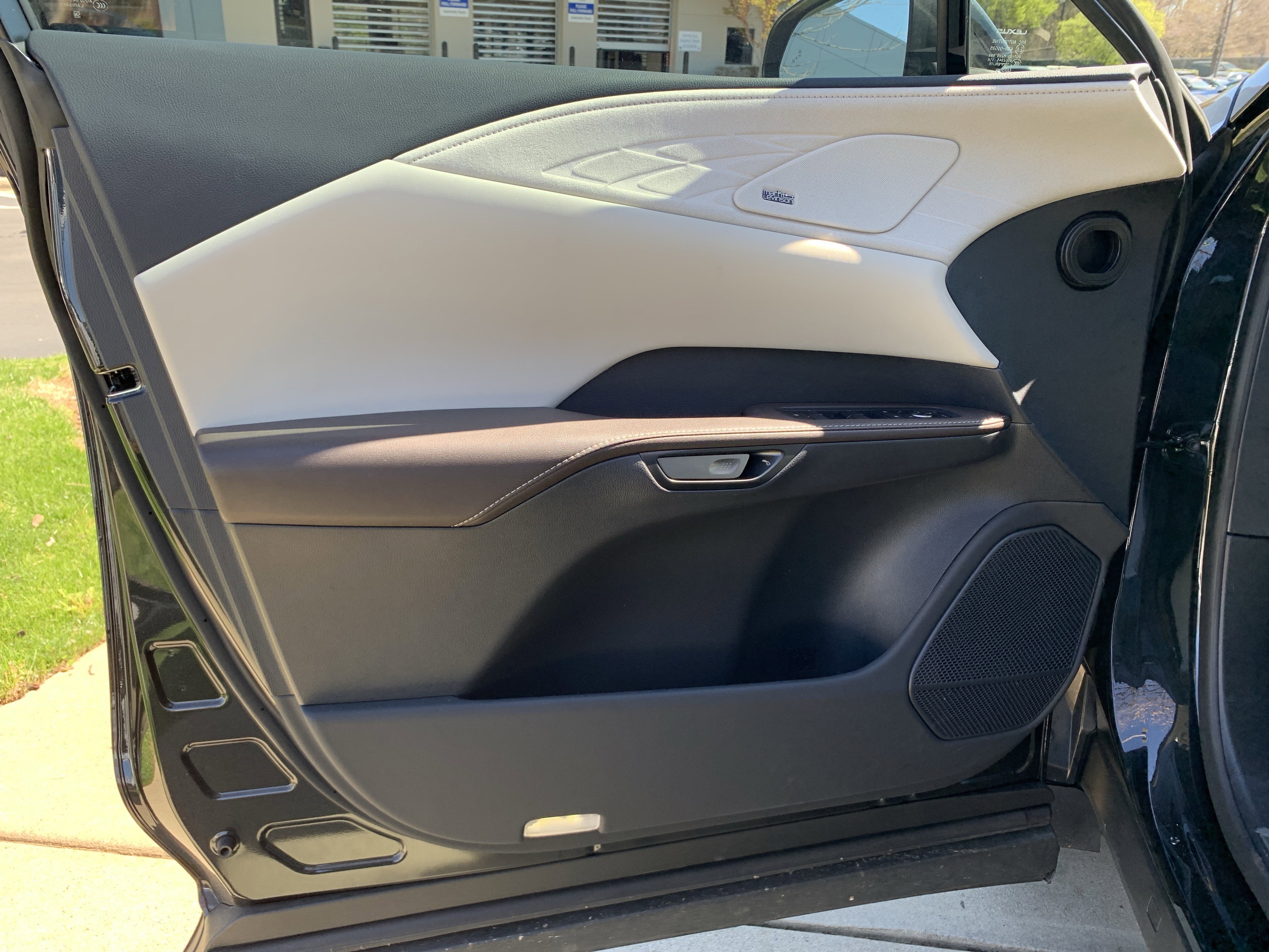 Used 2025 Lexus RX 450h 450h+ Luxury w/ Convenience Package image 14