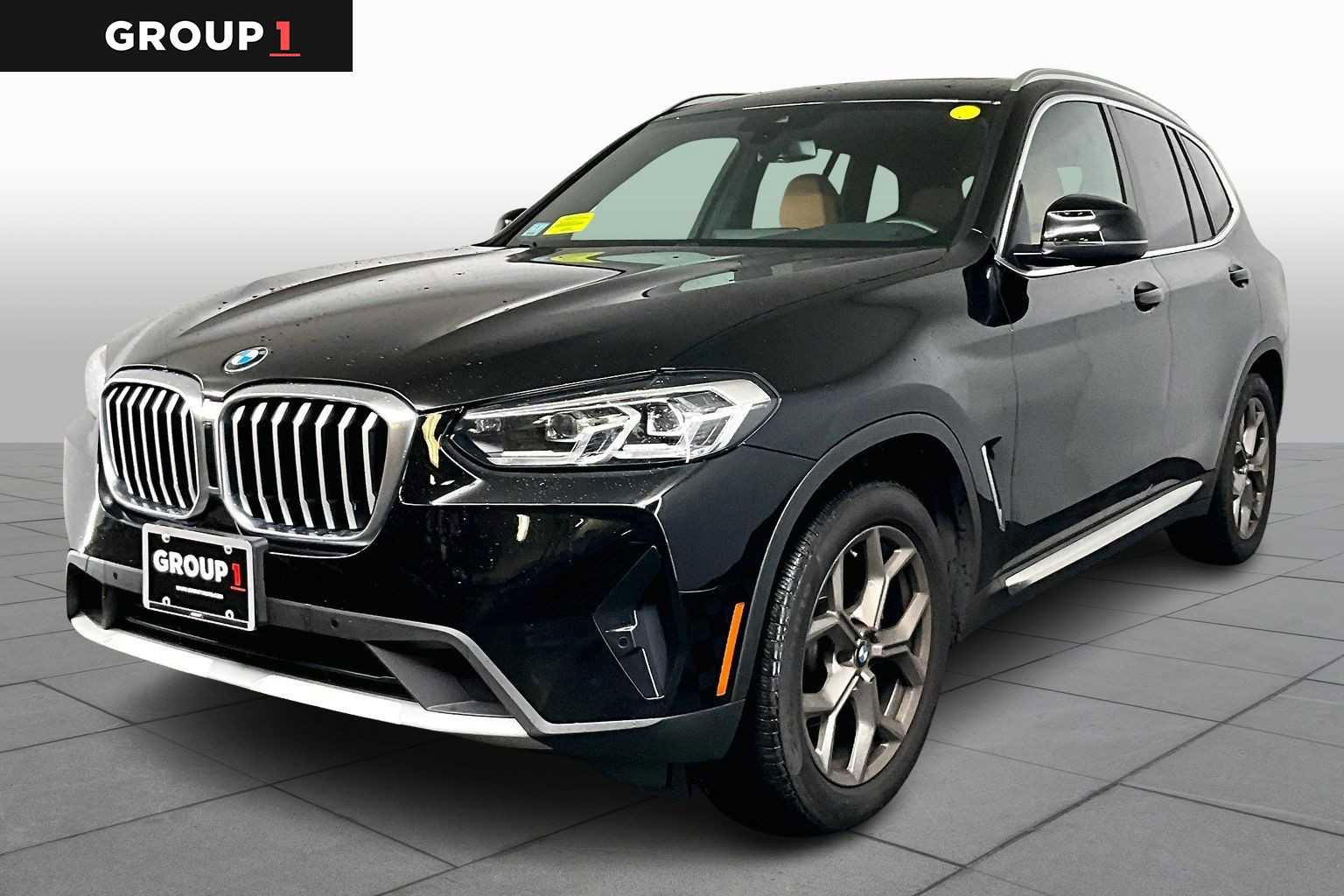 Used 2022 BMW X3 xDrive30i w/ Premium Package 2