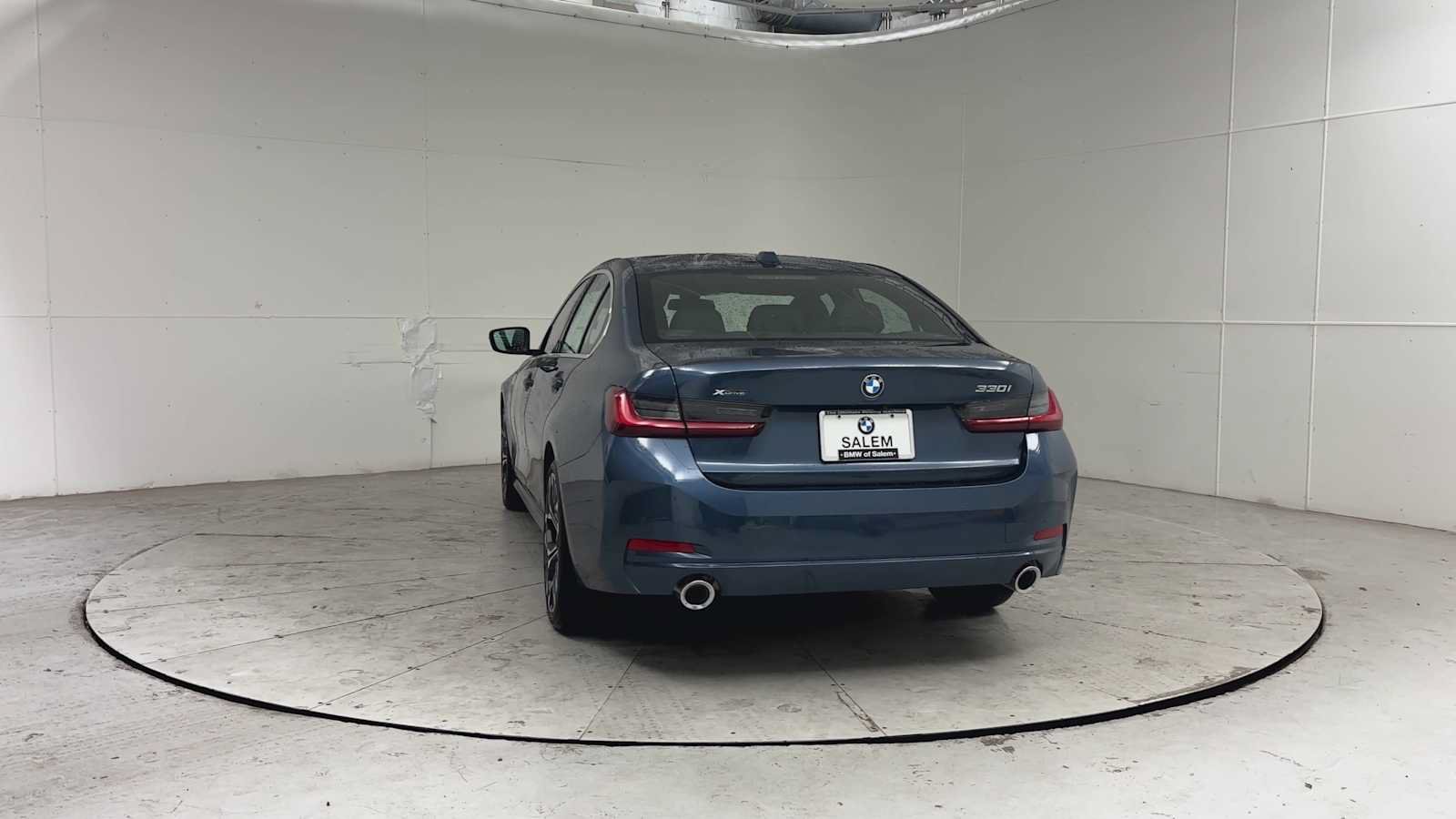 New 2026 BMW 330i xDrive Sedan w/ Premium Package AWD/4WD image 5