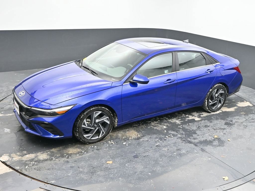 Used 2025 Hyundai Elantra SEL image 58