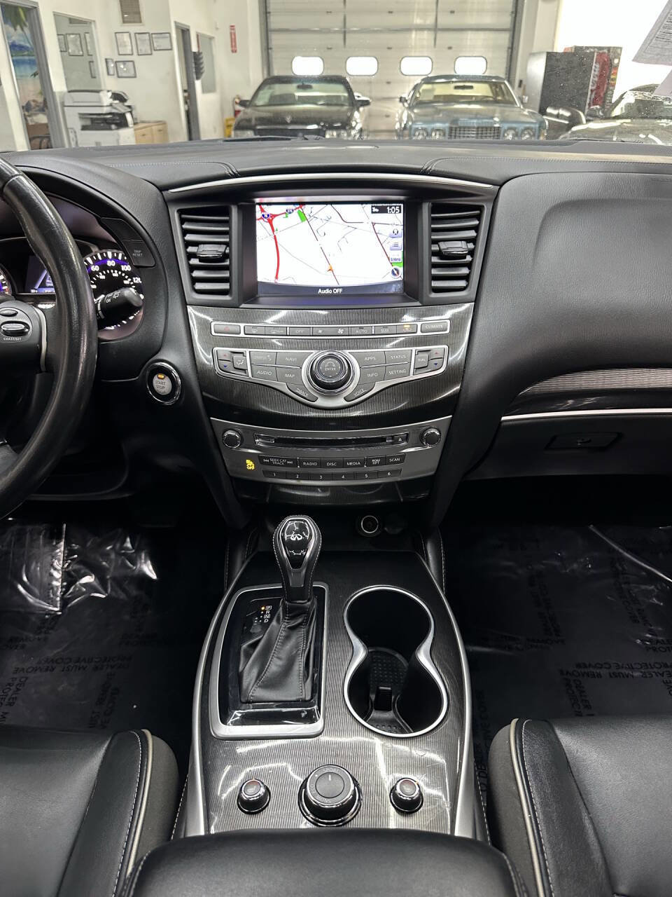 Used 2019 INFINITI QX60 Luxe w/ Essential Package image 28