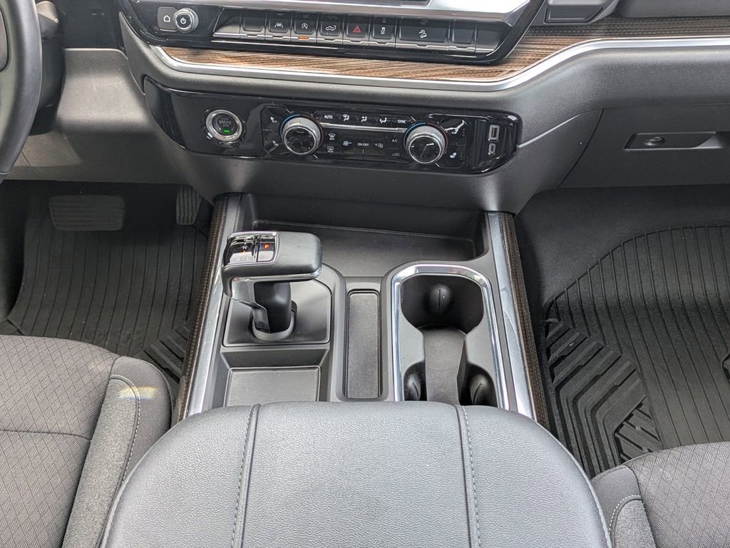 Used 2024 Chevrolet Silverado 1500 RST w/ Z71 Off-Road Package AWD/4WD image 18