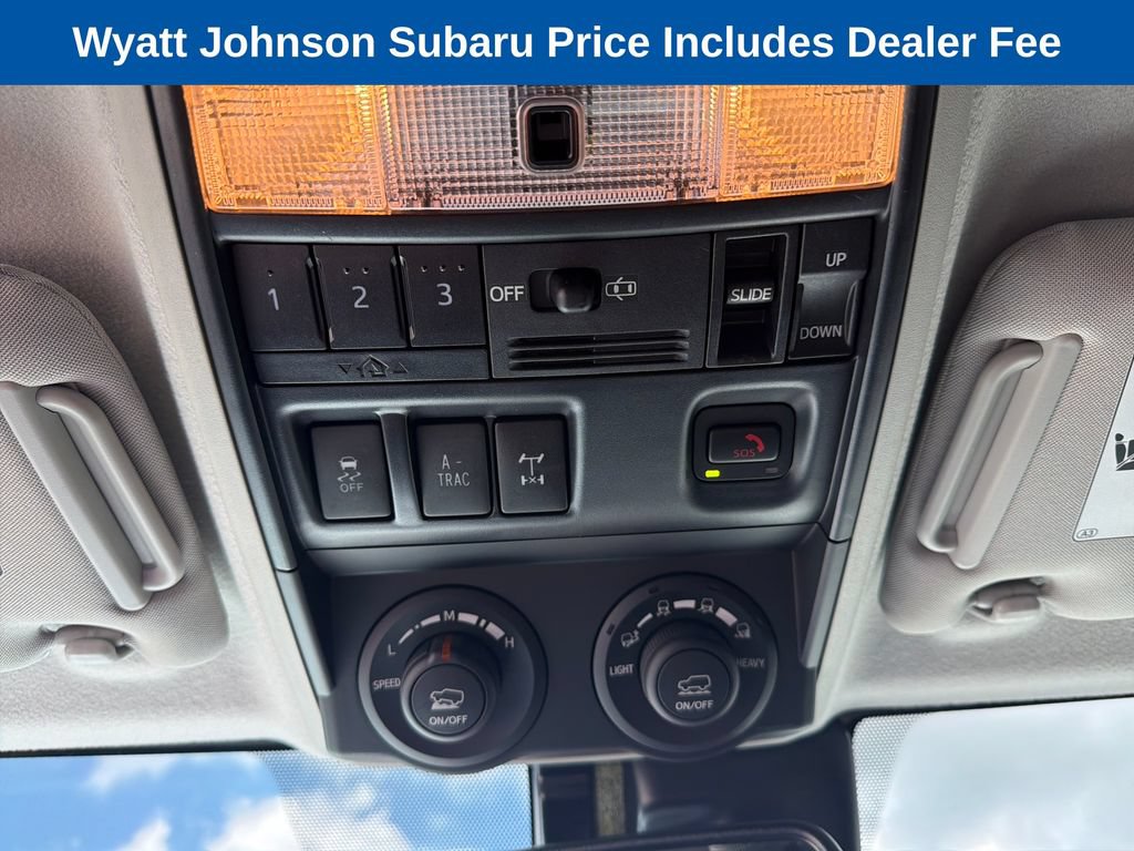 Used 2020 Toyota 4Runner TRD Off-Road Premium w/ Moonroof Package AWD/4WD image 32