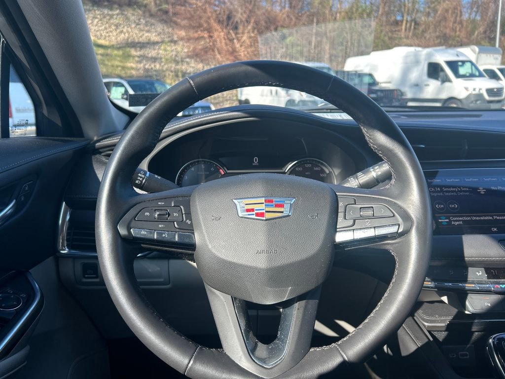 Used 2023 Cadillac XT4 Luxury image 13