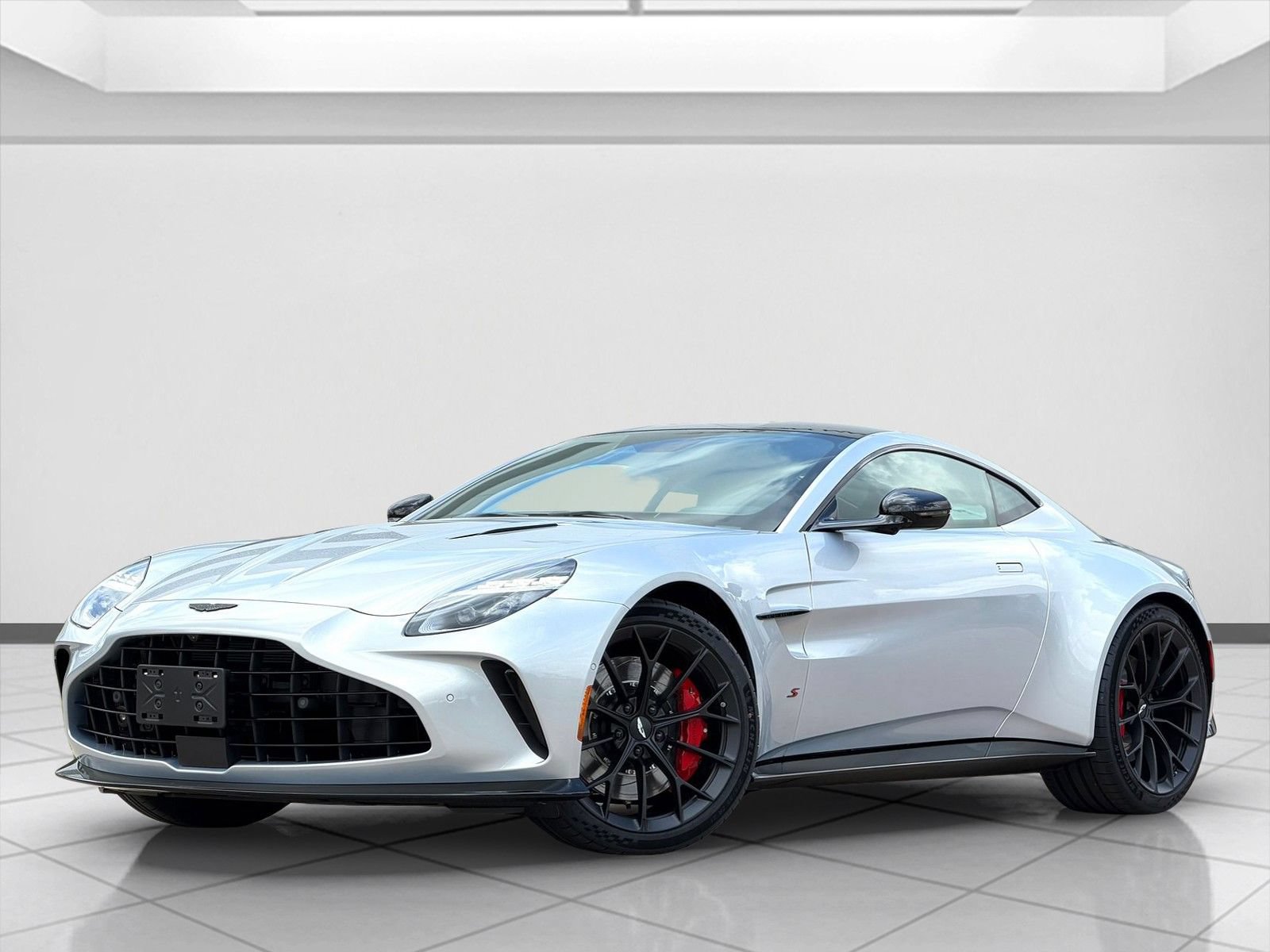 New 2026 Aston Martin V8 Vantage S RWD image 7
