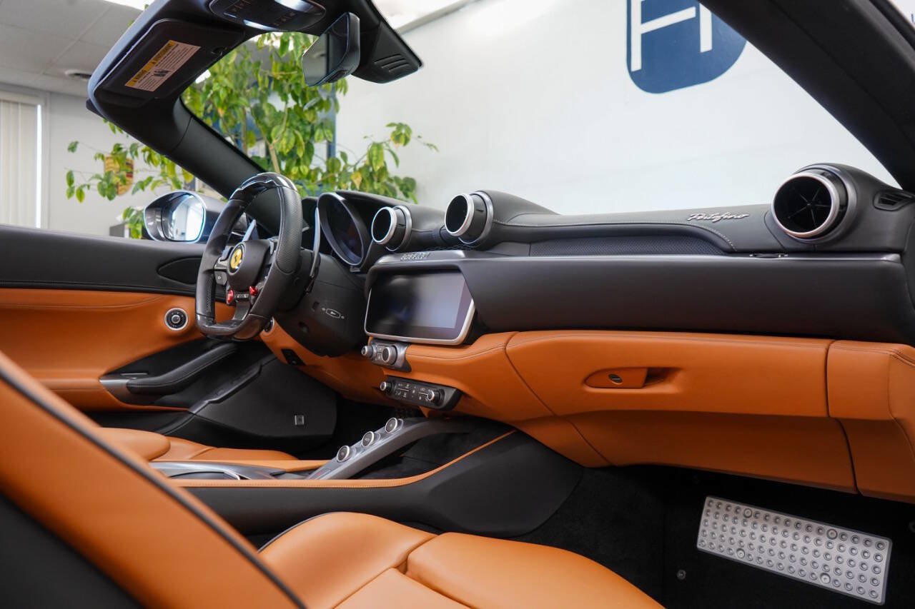 Used 2019 Ferrari Portofino RWD image 80