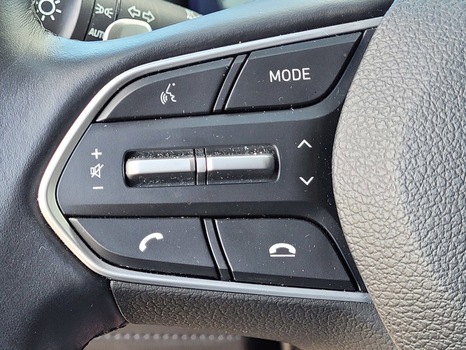 Certified 2023 Hyundai Santa Fe SEL w/ Premium Package image 31