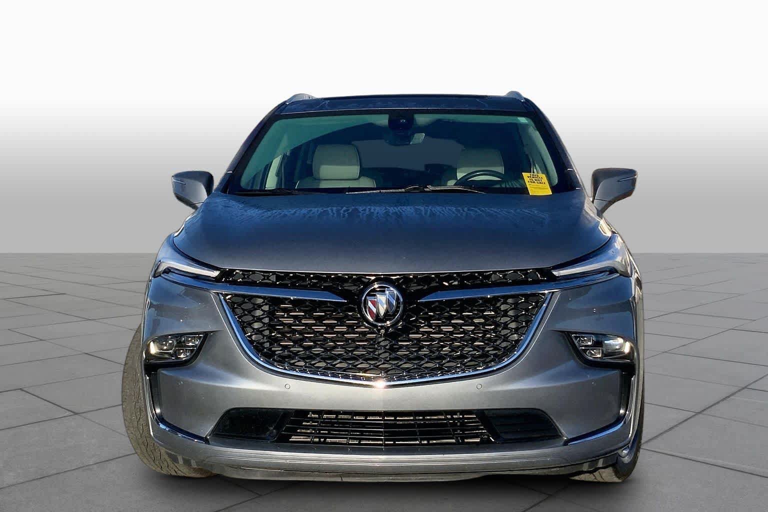 Used 2024 Buick Enclave Avenir w/ Avenir Technology Package FWD image 4