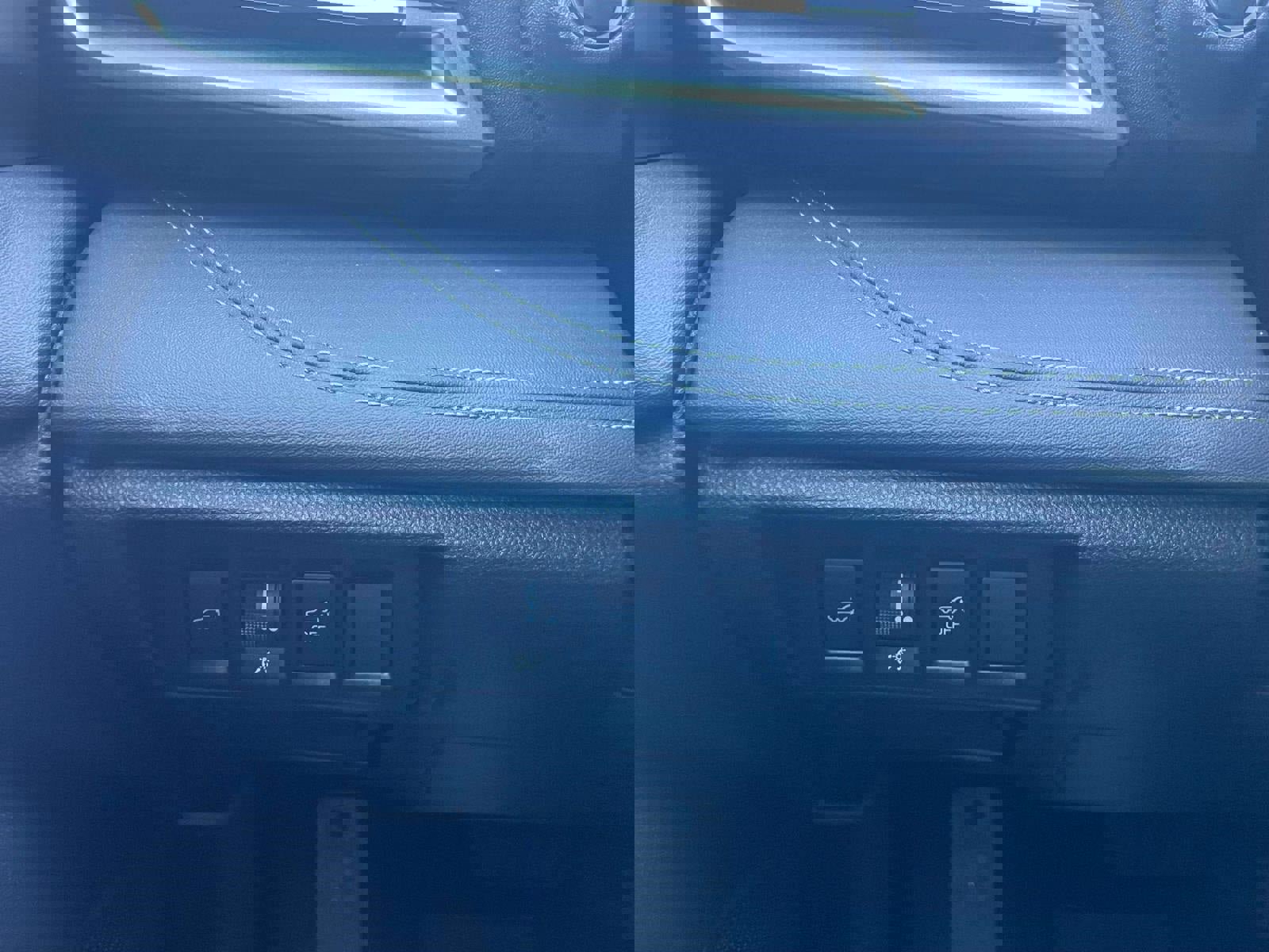 Used 2023 Subaru Outback Limited image 21