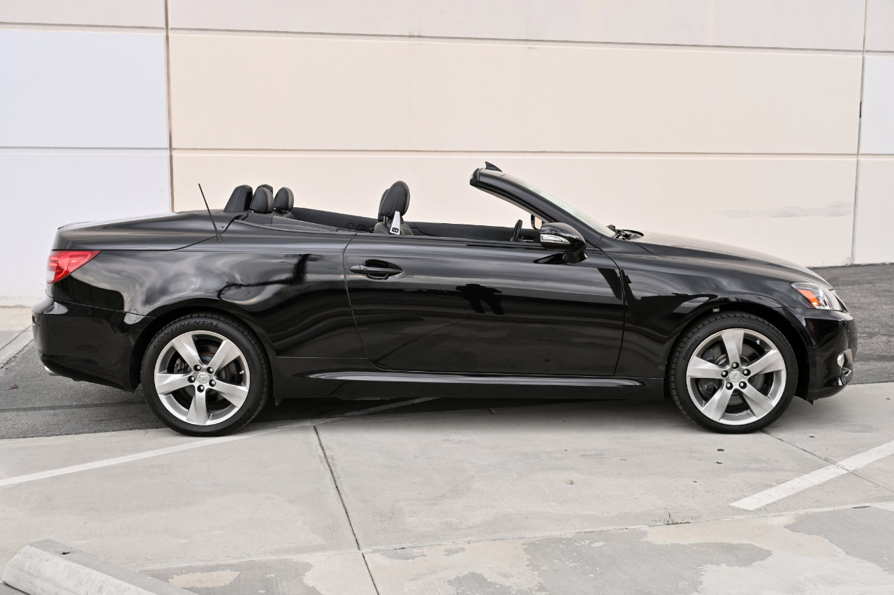 Used 2012 Lexus IS 350C w/ Luxury Pkg RWD image 12