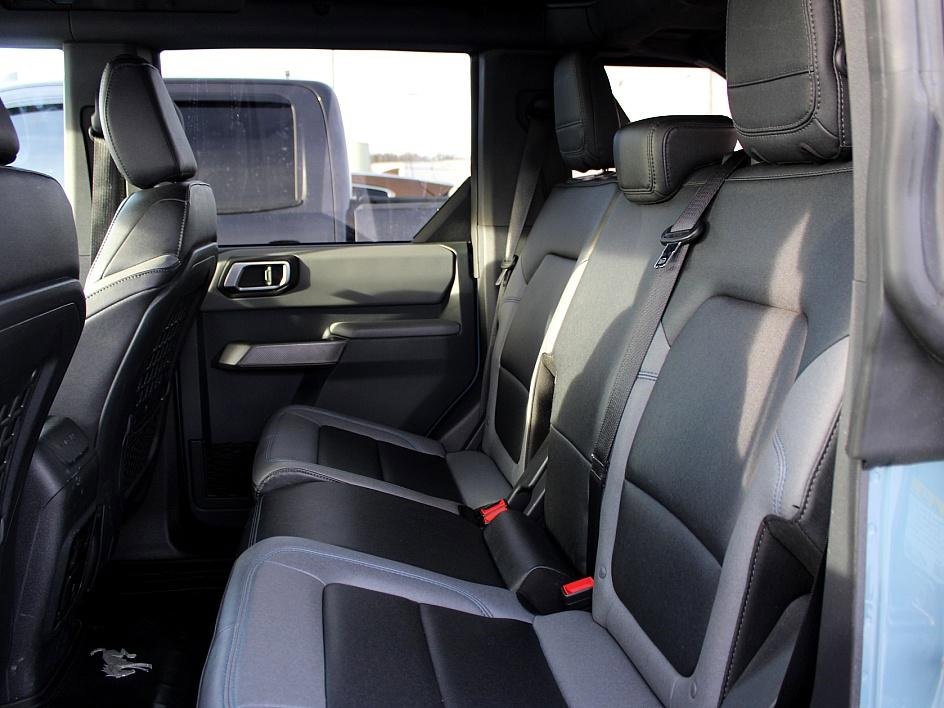 Used 2023 Ford Bronco Black Diamond image 33