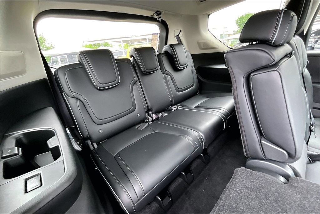 New 2026 INFINITI QX80 Luxe RWD image 48