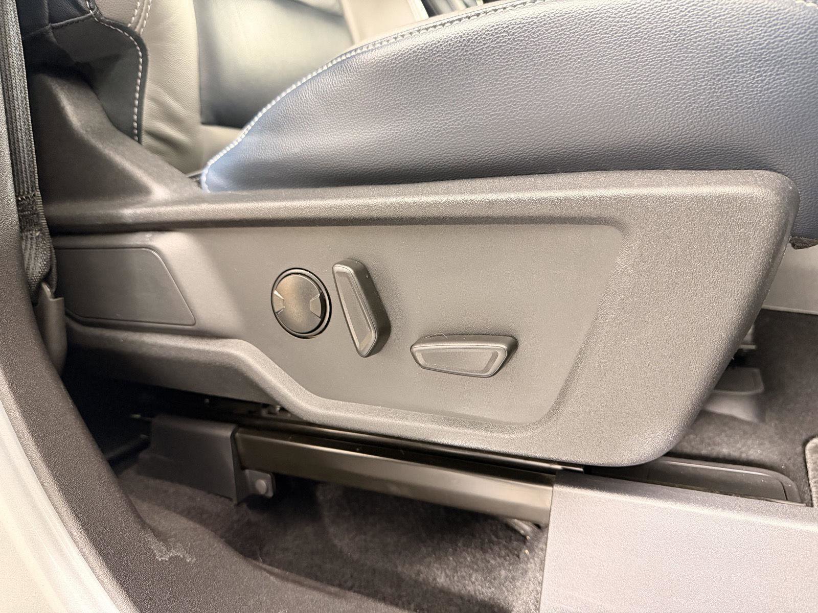 Used 2024 Ford Bronco Outer Banks image 23