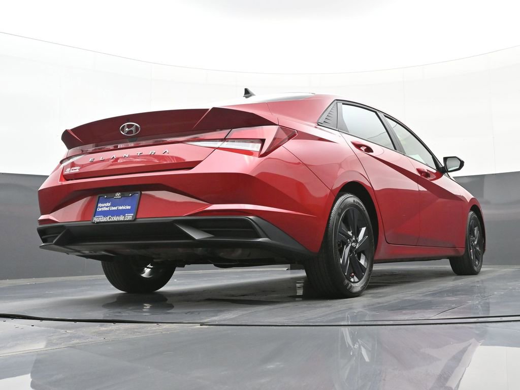 Certified 2022 Hyundai Elantra SEL image 36
