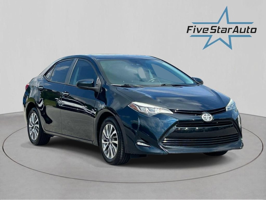 Used 2018 Toyota Corolla XLE FWD image 1