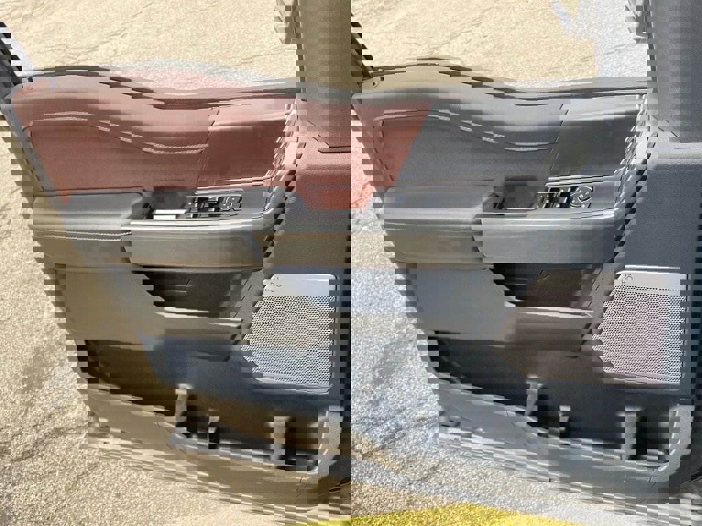 Used 2023 Ford F150 Lariat w/ Equipment Group 502A High image 23