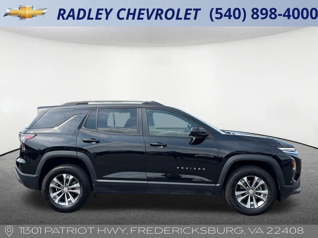 Used 2025 Chevrolet Equinox LT w/ Convenience Package II AWD/4WD image 19